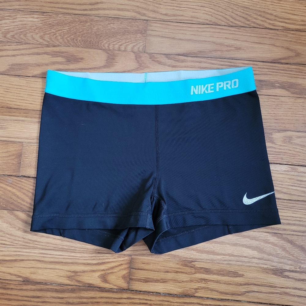 Nike Pro Women's Shorty Spandex (Small)